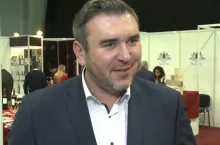 Jakub Nowak, wiceprzewodniczący Polskiej Rady Winiarstwa i prezes firmy Jantoń (screen za: Newseria)