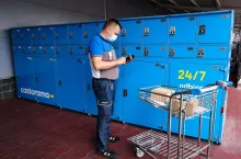 Tak wygląda pierwszy Castomat wprowadzony przez Castoramę (fot. materiały prasowe)